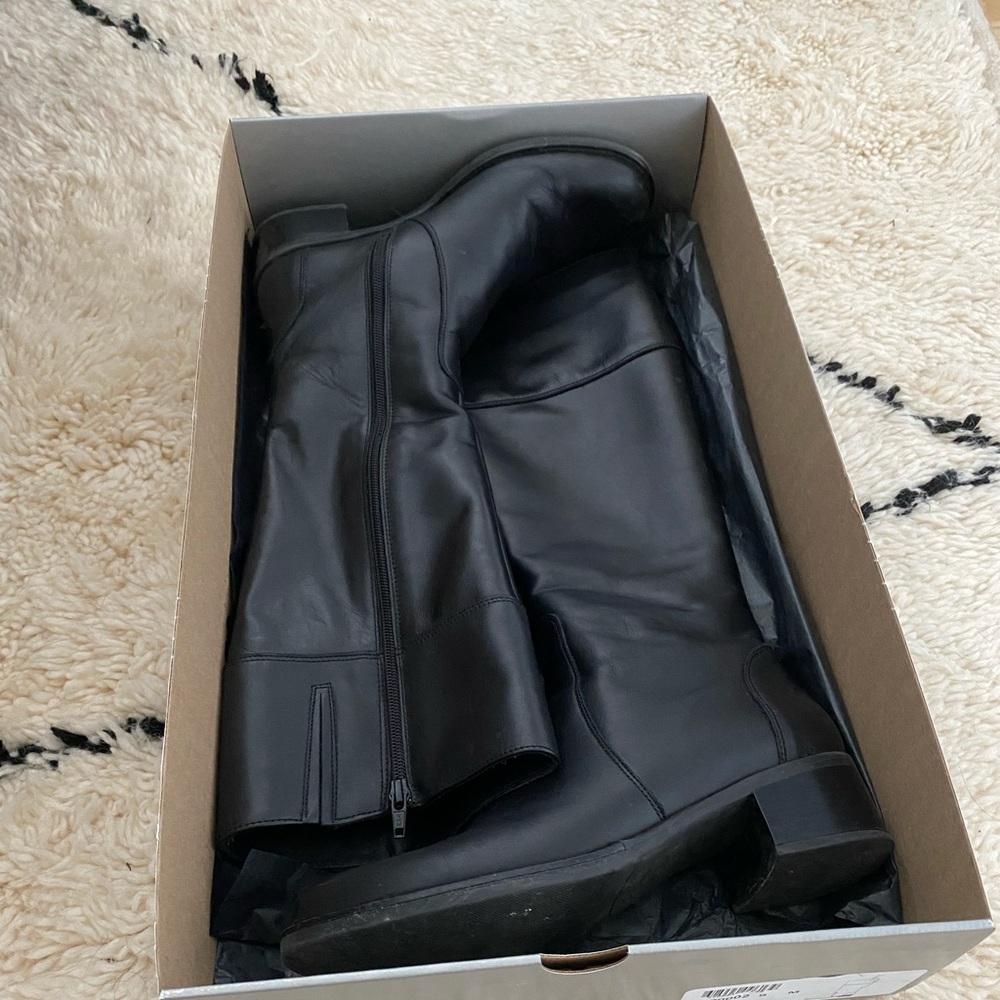 La Canadienne Passion Leather Boots Sz 9